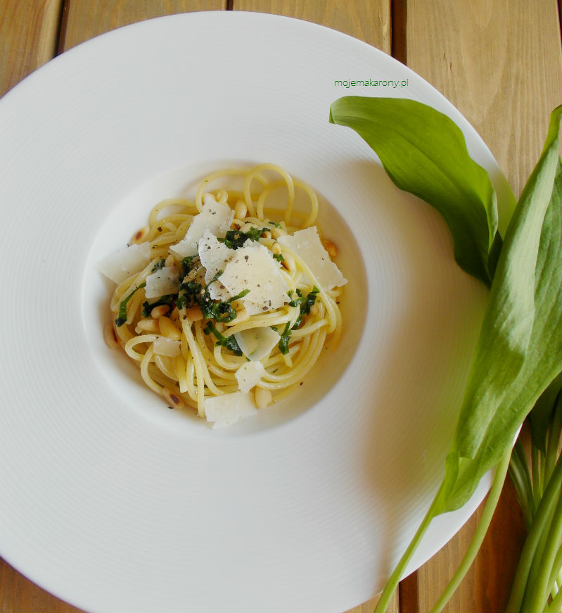 spaghetti-z-czosnkiem-niedzwiedzim