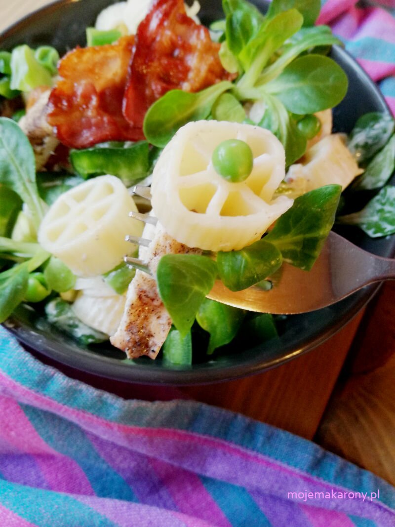 makaronowa-salatka